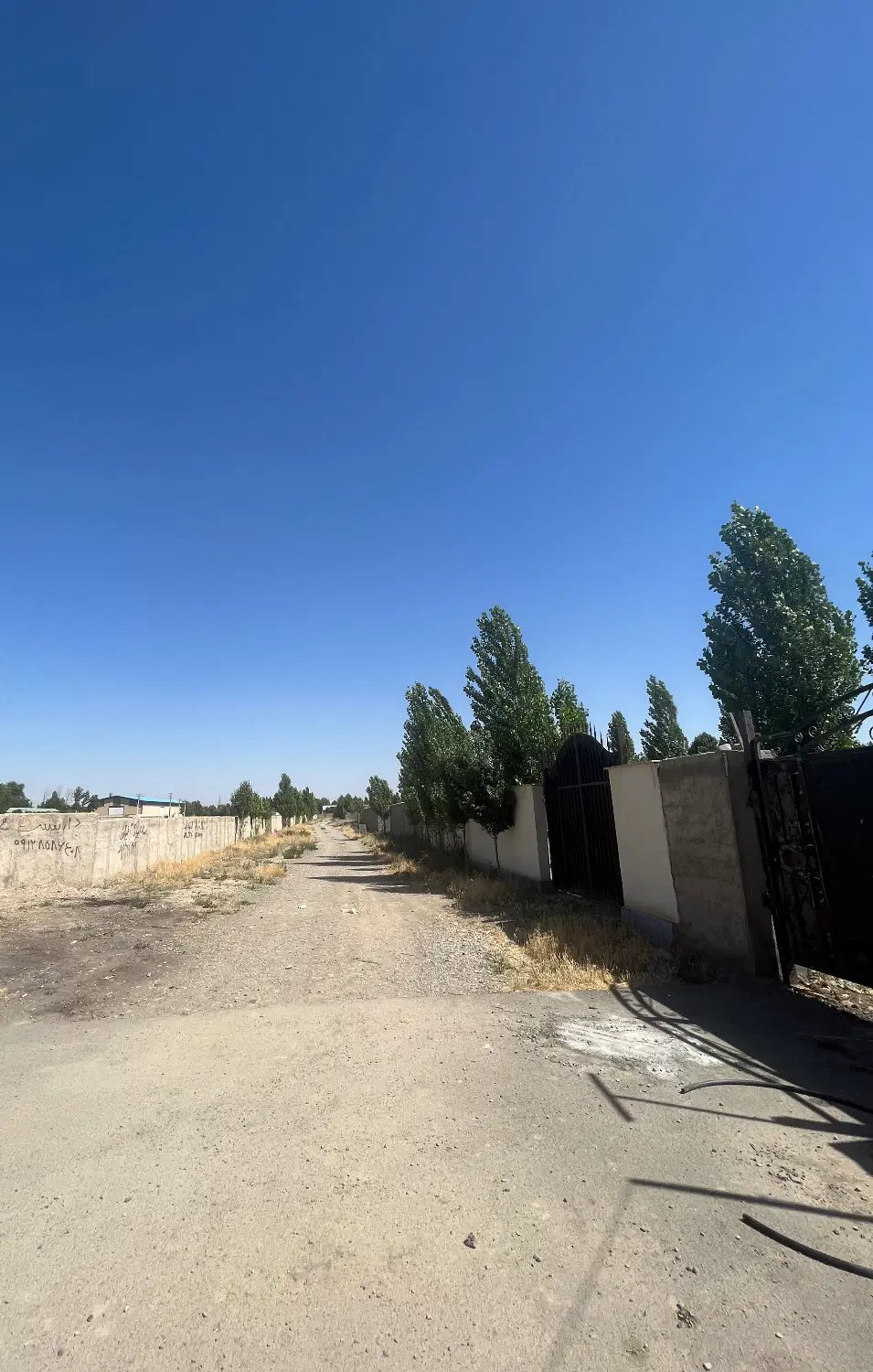 زمین چهارباغ چهار دیواری