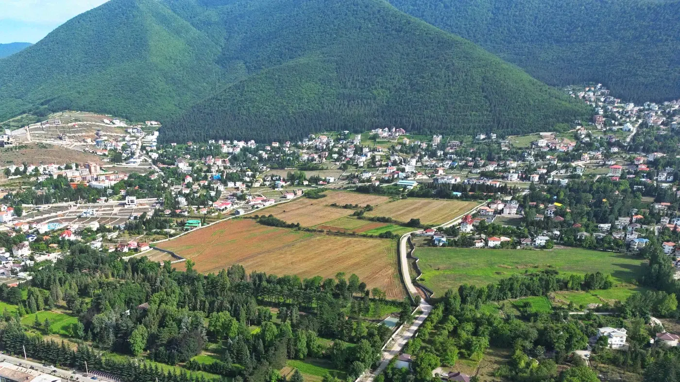 زمین کلاردشت