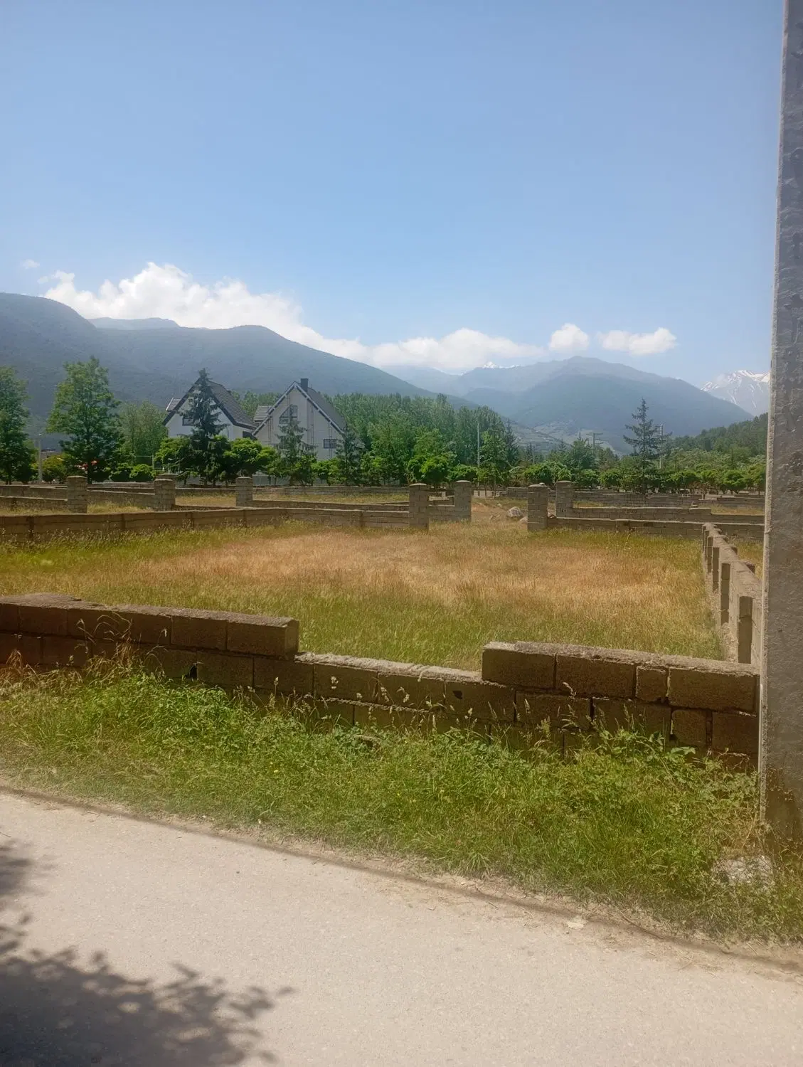 زمین ۴۰۰متری کلاردشت