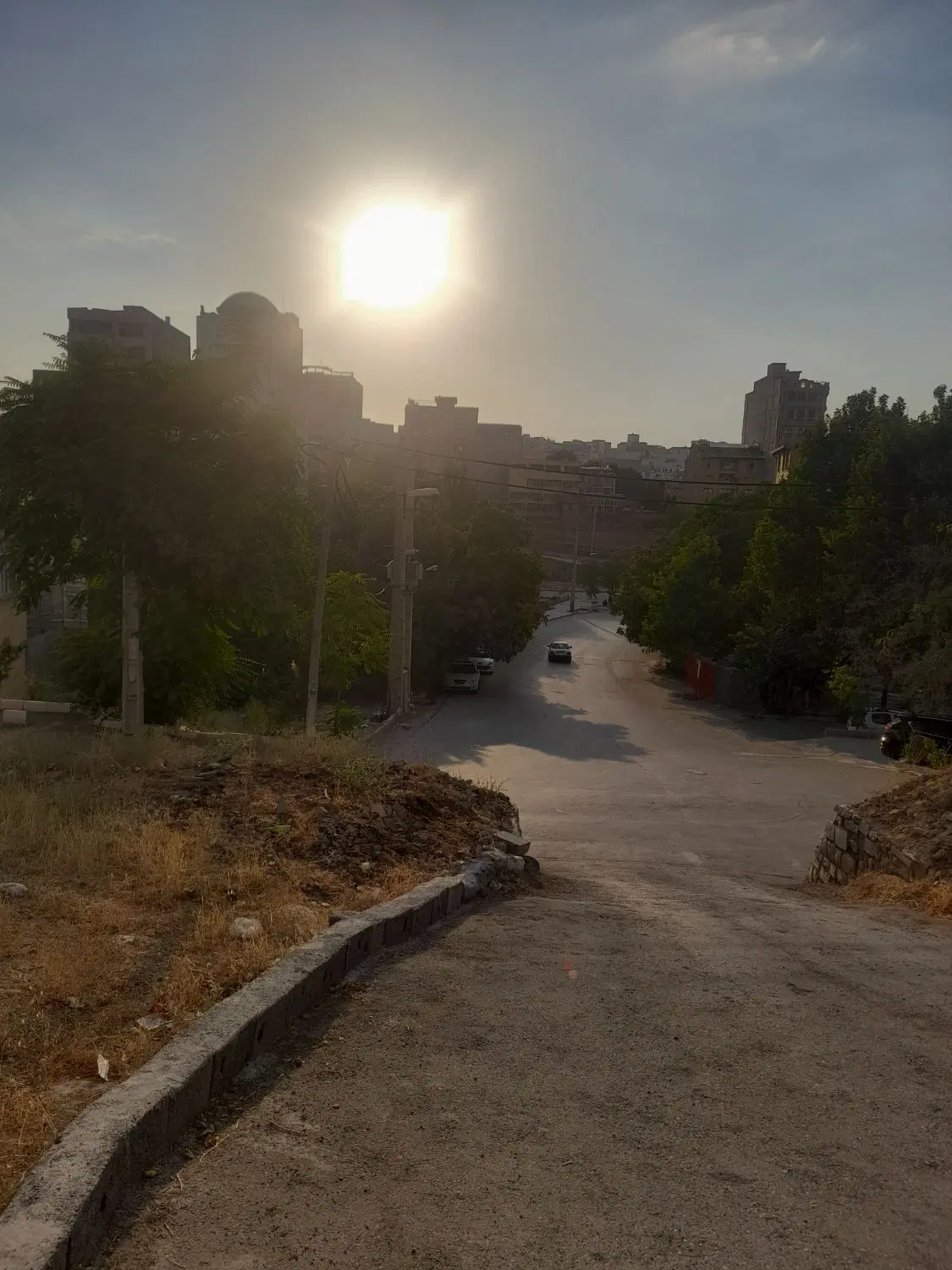 خانه ی کلنگی متراژ ۱۲۰ متر