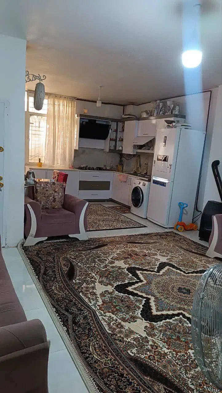 آپارتمان ۷۵ متری با پارکینگ در چراغچی