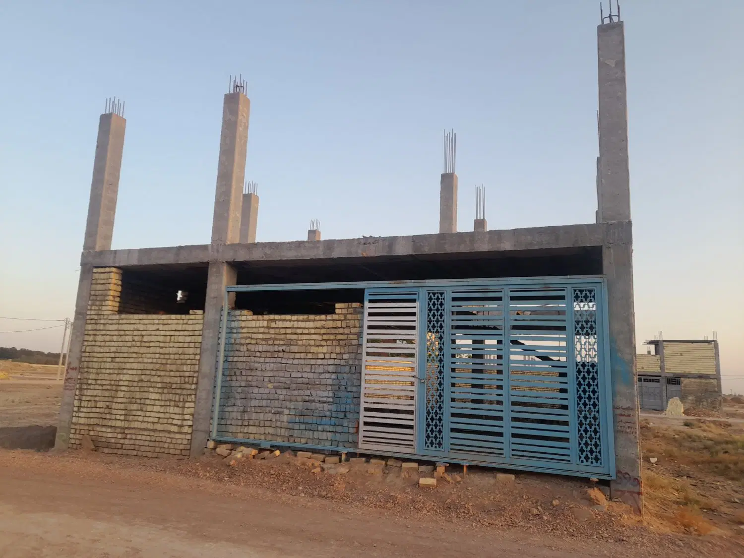 نیمه ساز شاپورآباد