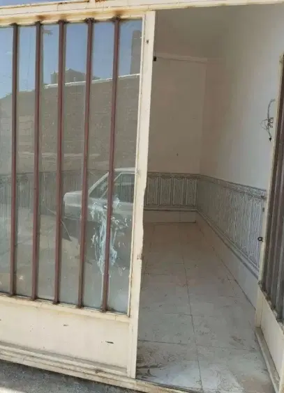 فروش مغازه ۱۷ متری در میدان مادر