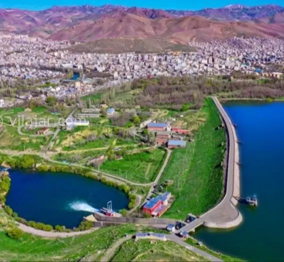 زمین ۱۲۸ متری در خانقاه