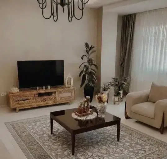 واحد ۴۸ متری+۲ متر بالکن