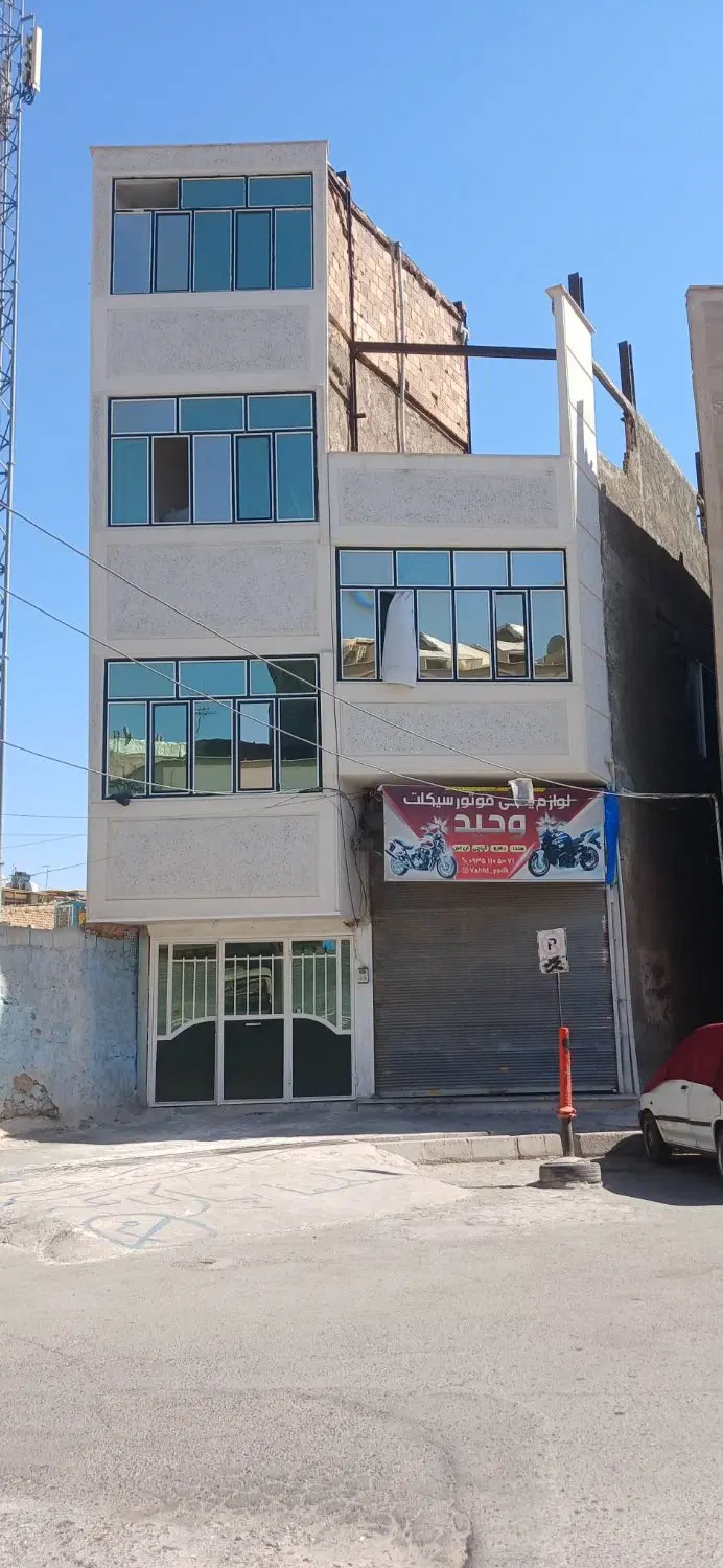 فروش ملک در بحر خیابان استقلال