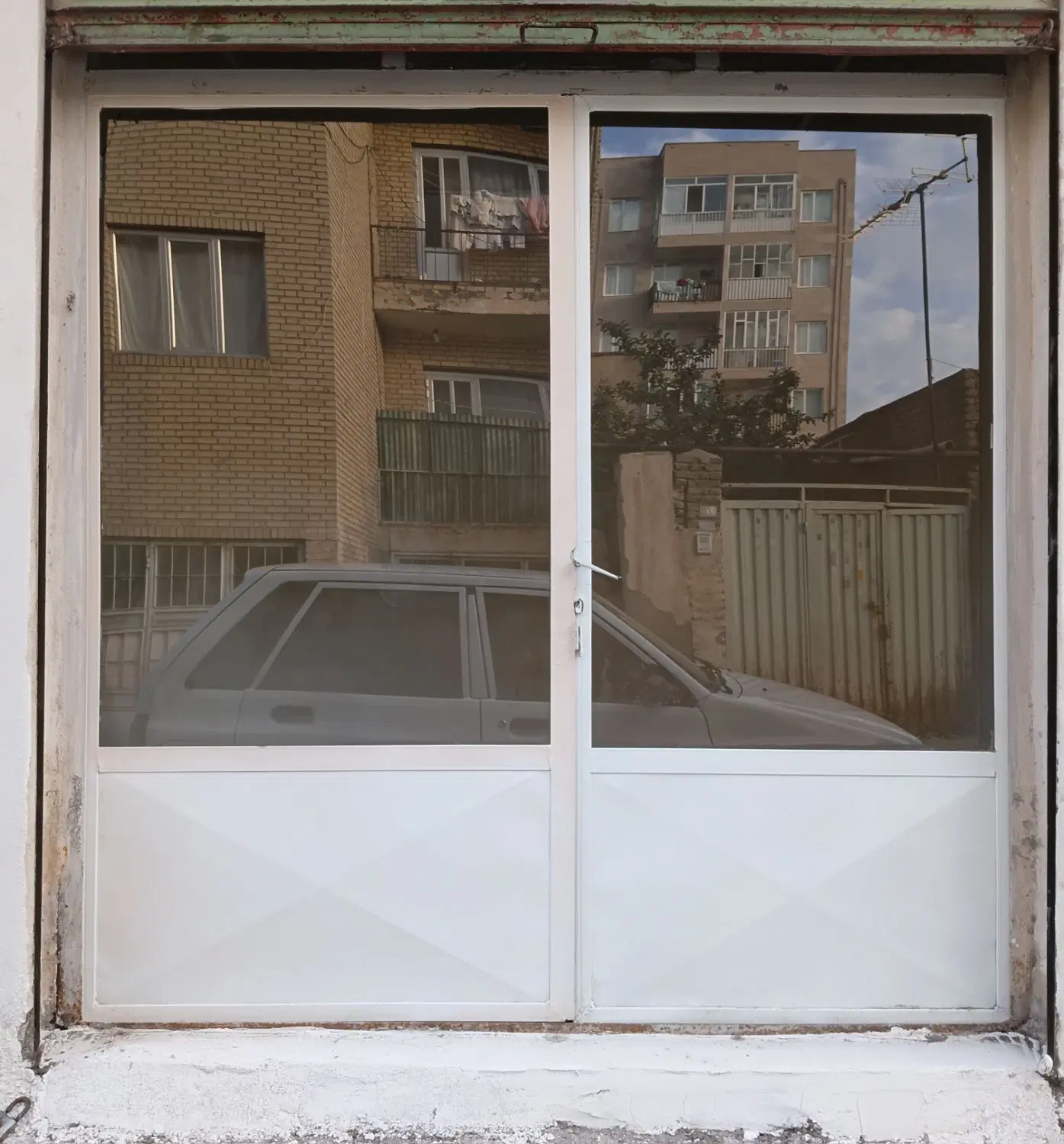 اجاره مغازه ۹ متری میدان قیام قاسمیه