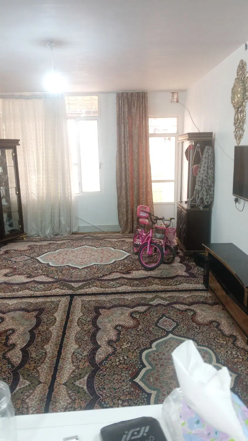خانه ویلایی حیاط دار رسالت 129