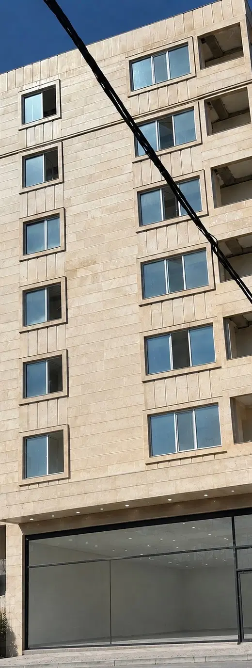 واحد تجاری۹۰متر برخیابان اصلی کارمندان خشک
