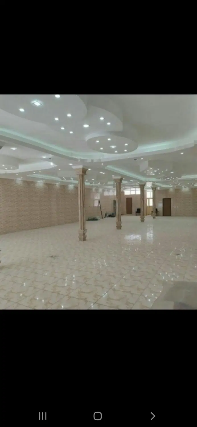 مغازه به متراژ326متری سند ششدانگ مالکیت