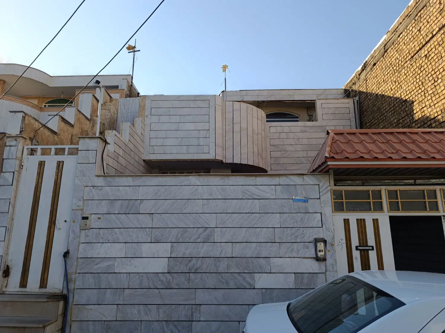 اجاره طبقه بالا مسکونی