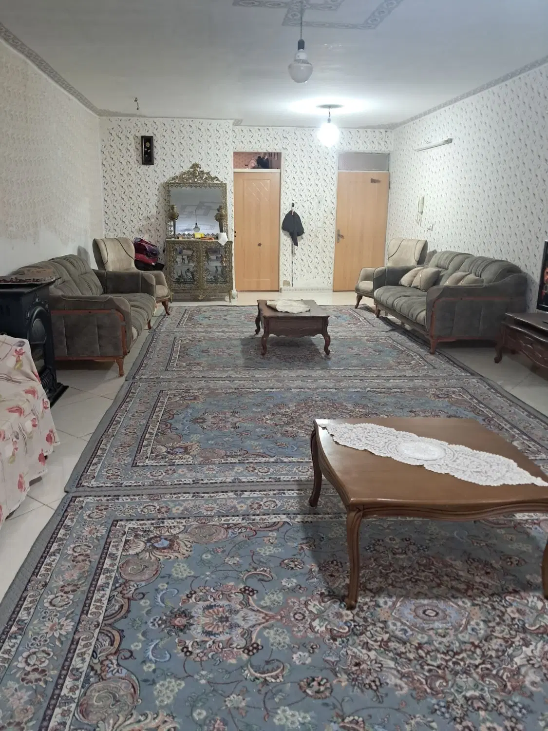 یک واحد 96متری فرهنگ 3