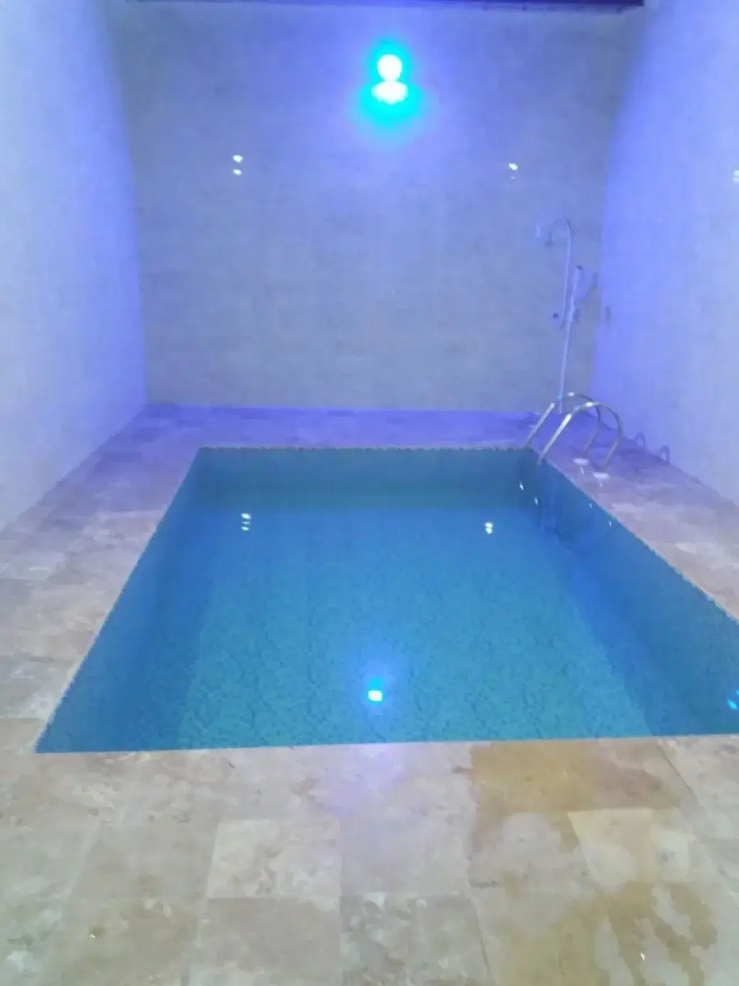 اجاره ویلا ساعتی،روازنه