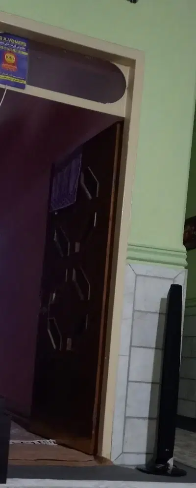 خانه ی ویلایی متراژ صد فروش فوری