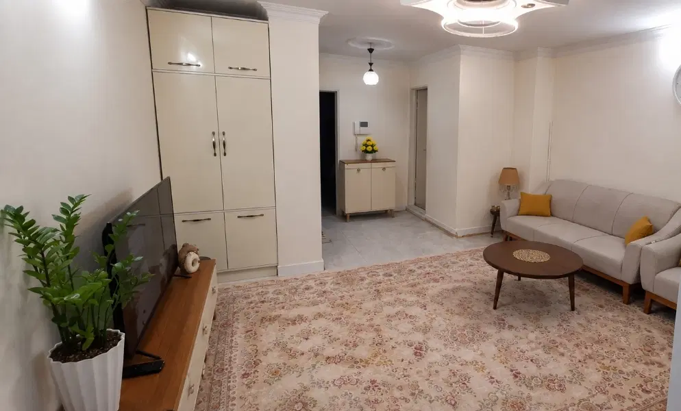 ۵۰ متر واحد خوش نقشه و فول بازسازی پارکینگ سندی