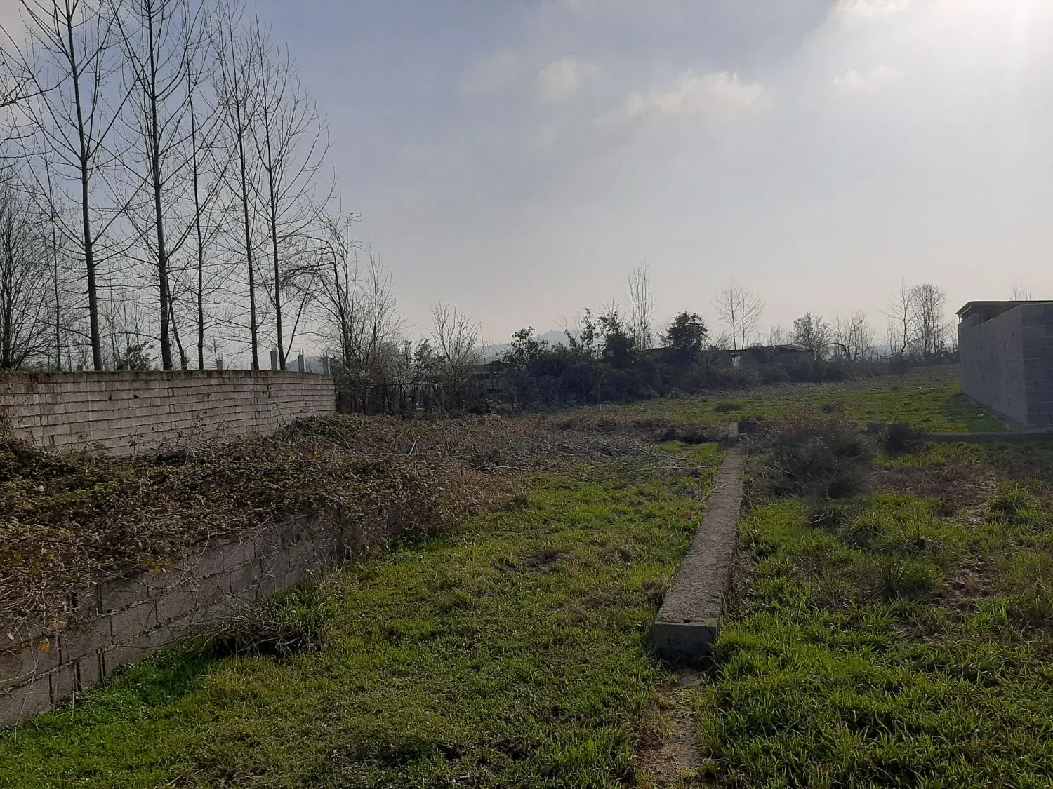 زمین کاملا مسکونی روستایی