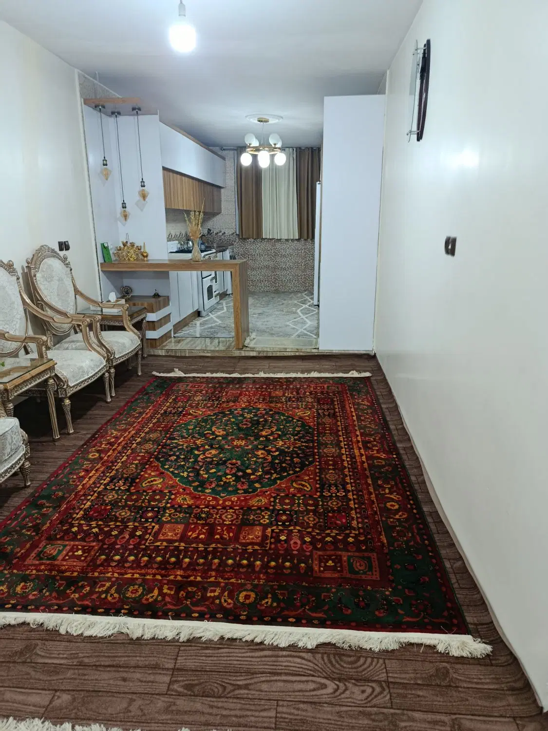 فروش ویلایی 100متری دوطبقه راه جدا کوچه لازمی