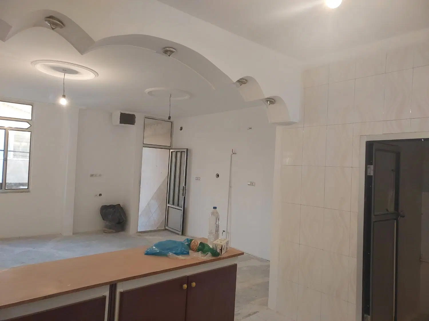 2طبقه خانه ویلایی بلوار طاقبستان کوچه 134