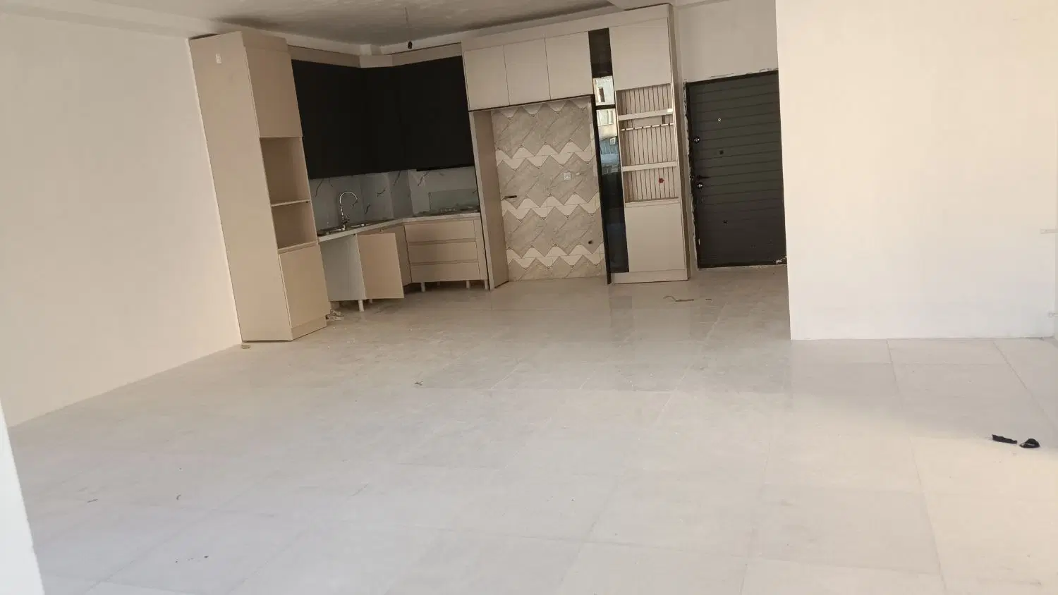 اپارتمان ۱۰۵ متری شهرک شهرداری