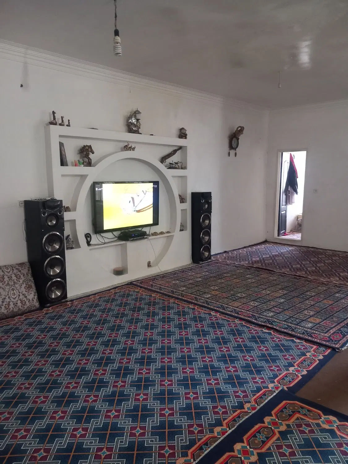 خانه باغ سه طبقه