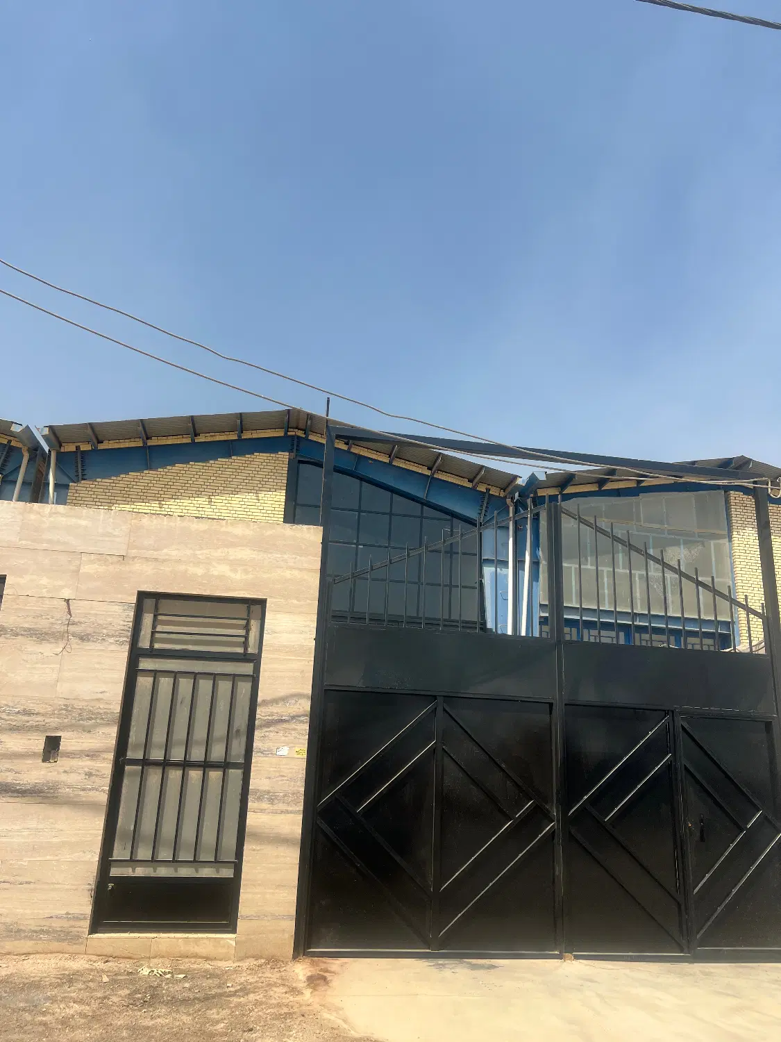 سوله داخل قطب صنعتی