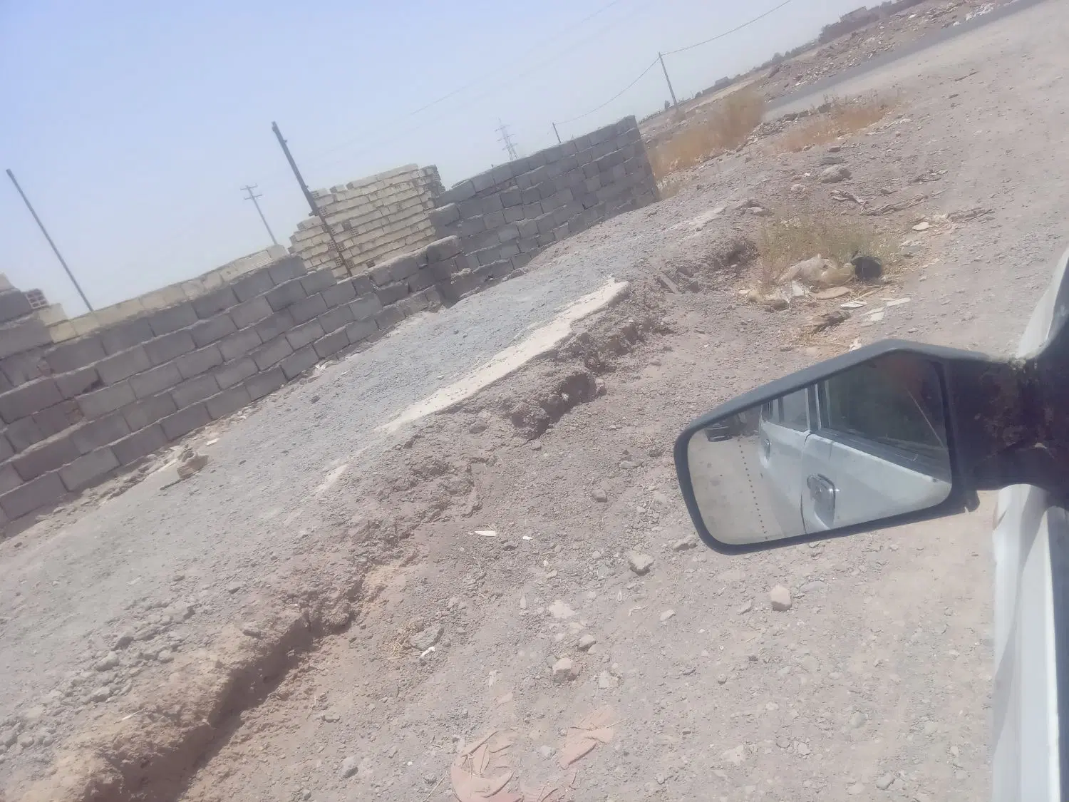 زمین بم شهرک امید