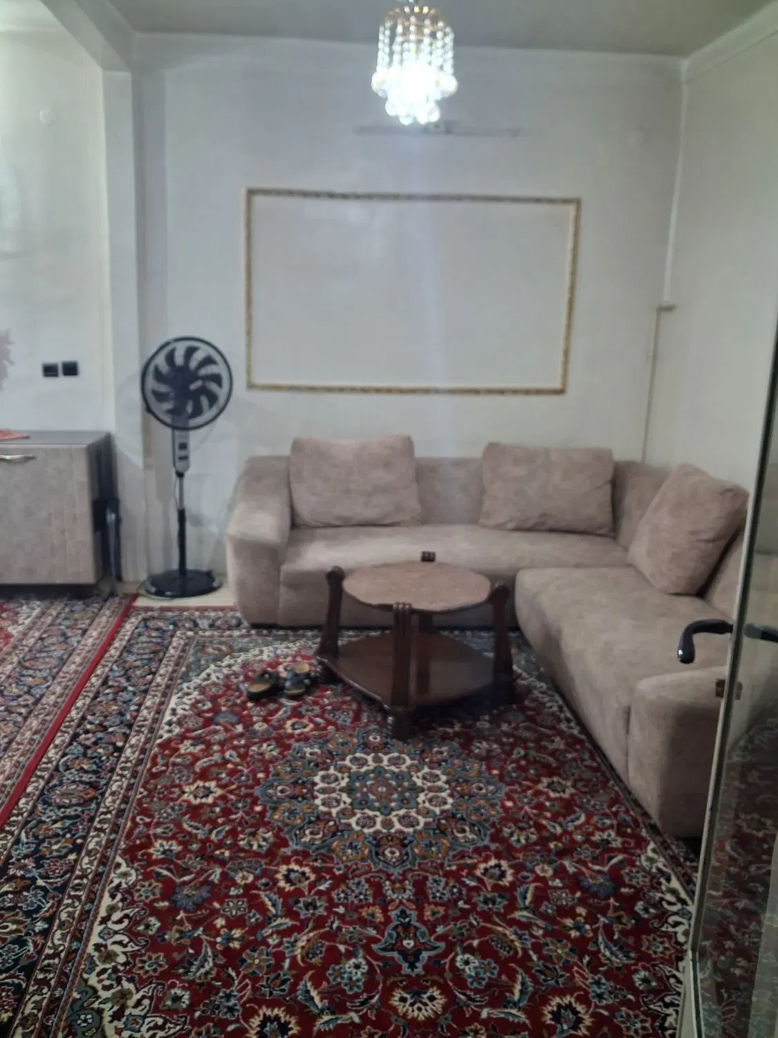 خونه کلنگی حیاط دار دو طبقه