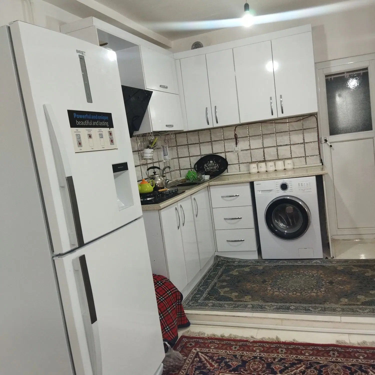 فروش تک واحد آپارتمان با پارکینگ اختصاصی
