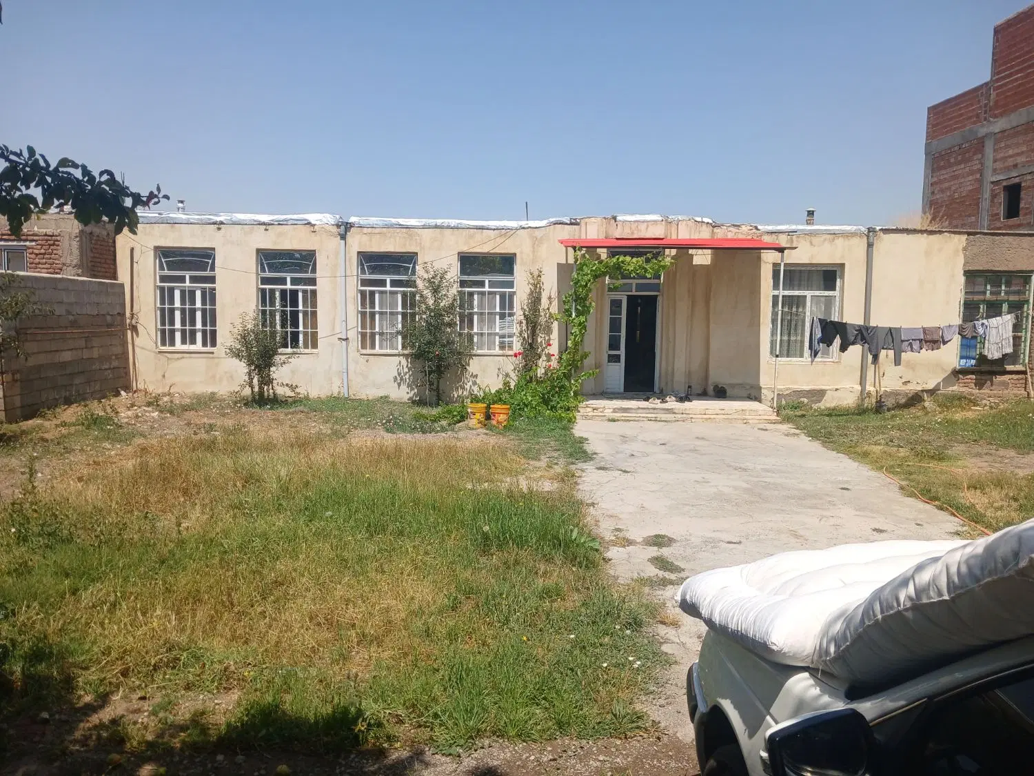 زمین تجاری مسکونی بر اتوبان آراللو