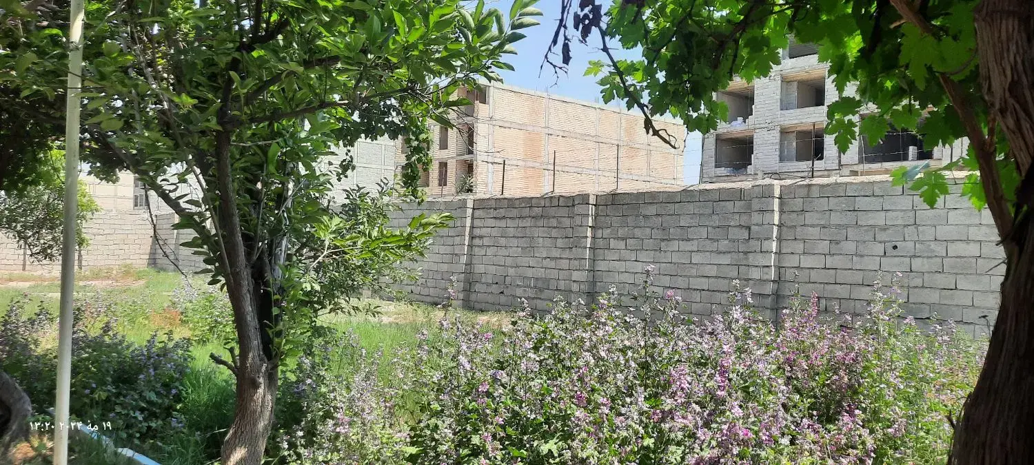 چهاردیواری ۱۰۰۰ متری