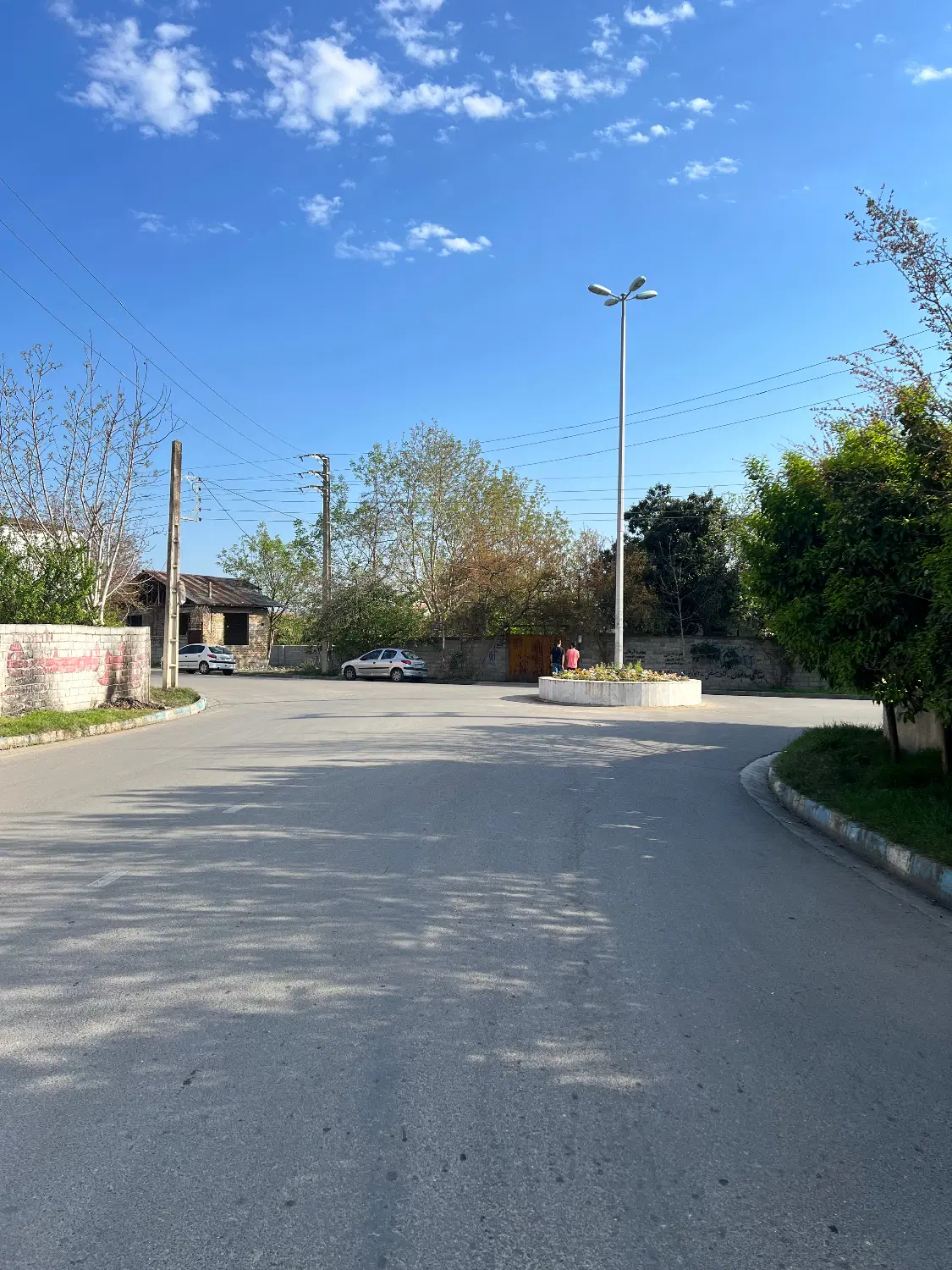 فروش زمین مسکونی ۲۰۵ متر دوبر کنار خیابان اصلی
