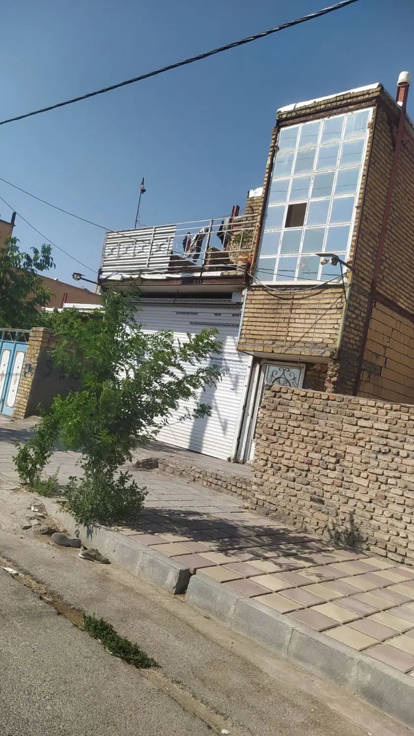 خانه ویلای بر اصلی
