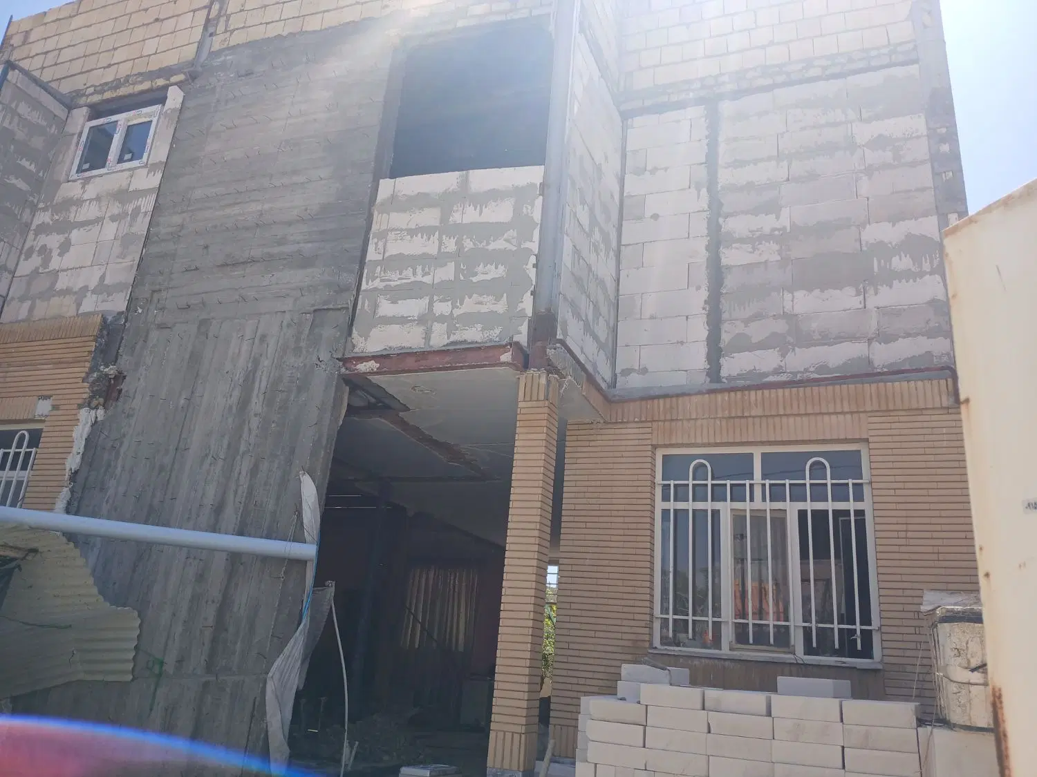 سفتکاری شریعتی