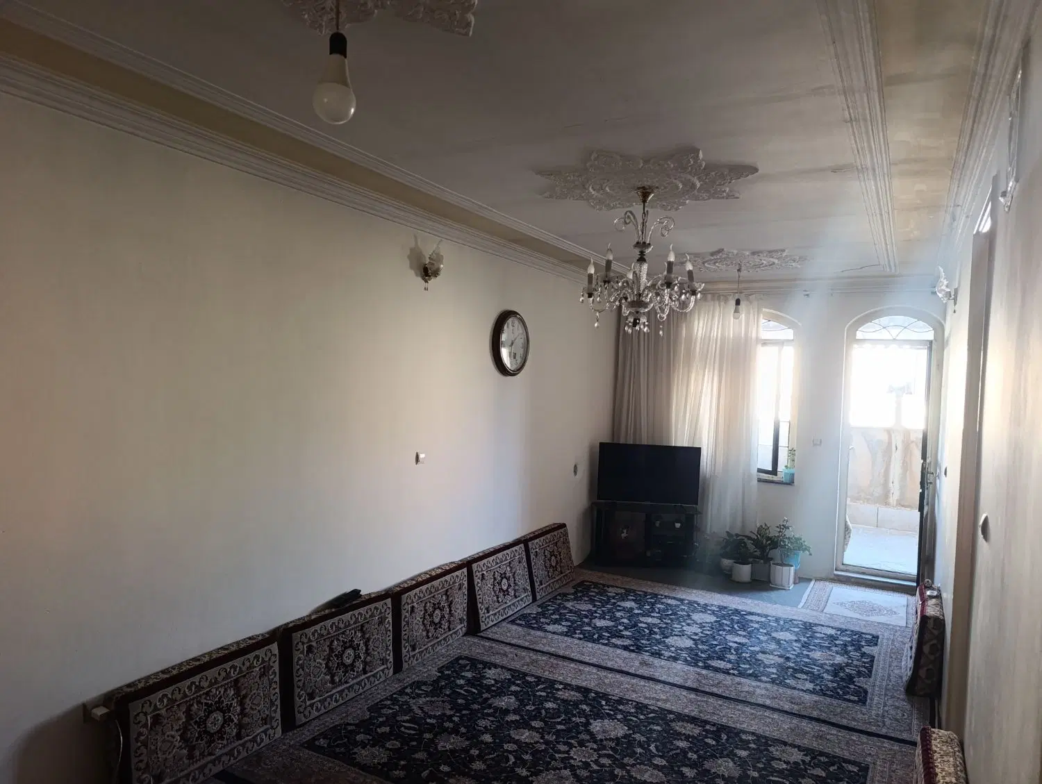 اجاره واحد مسکونی، میدان شورا