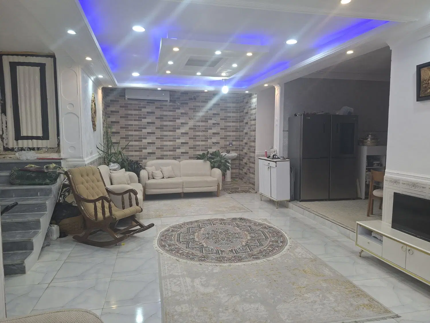 اجاره طبقه بالا