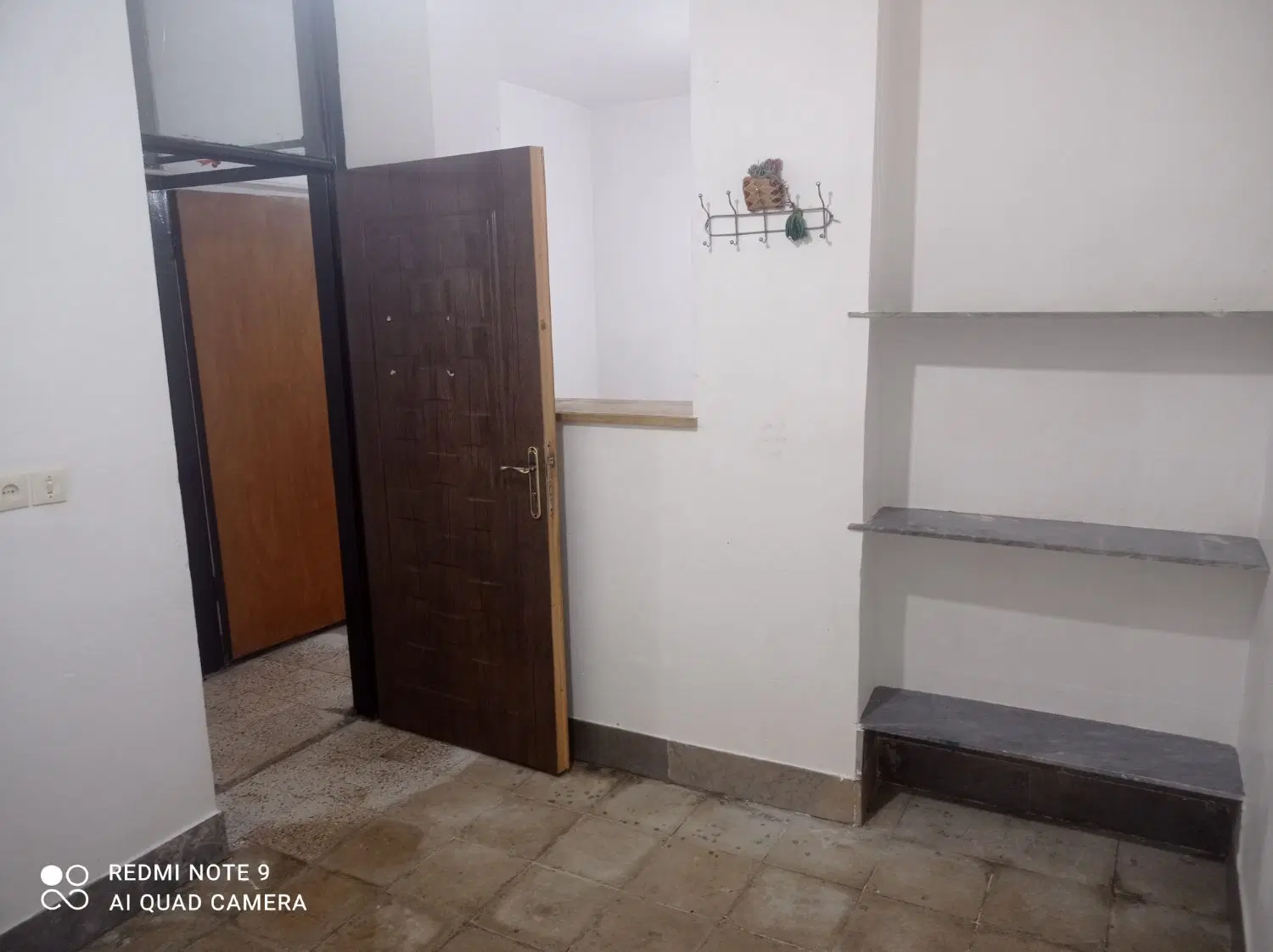 منزل مسکونی اجاره ای 300رهن 14 میلیون اجاره