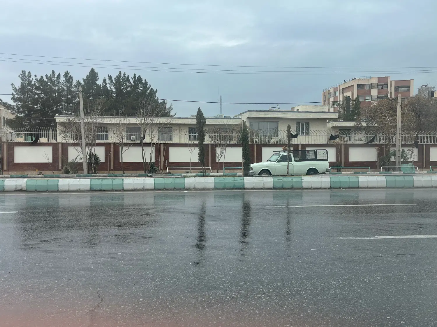 زمین بیست متری شنی شهید عباس ابادی
