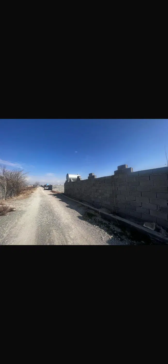 زمین ۲۰۰ متری چهاردیواری
