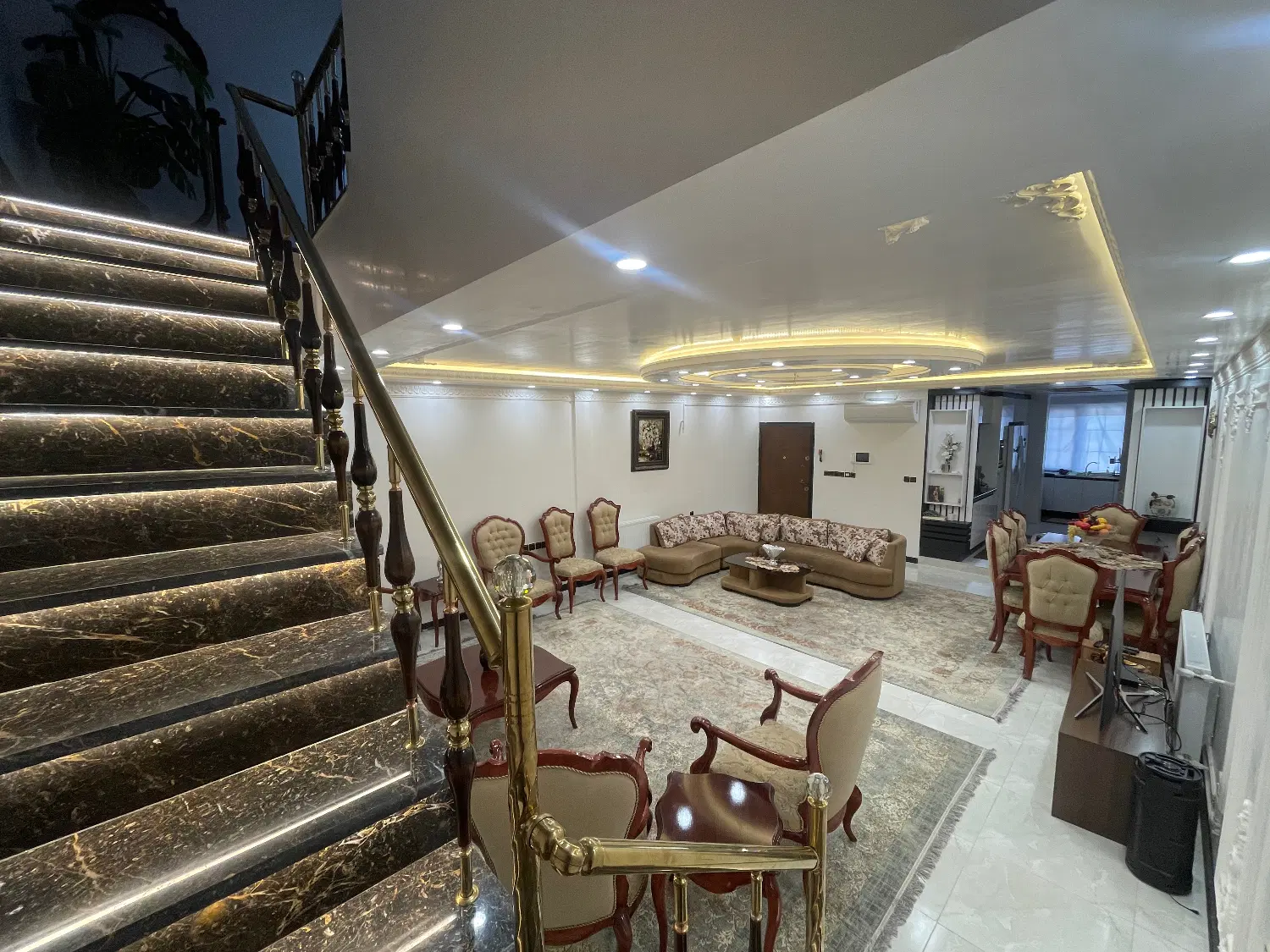 رهن کامل دوبلکس نوساز۱۸۰متری