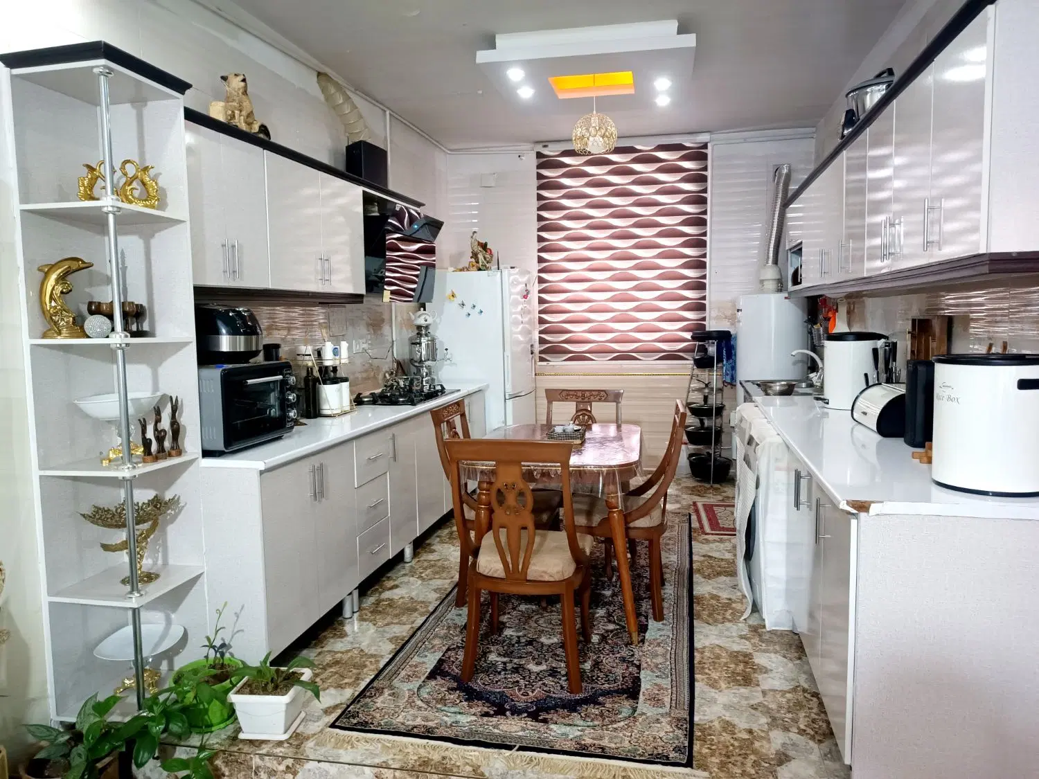ویلایی 200 متری جنوبی شهرک معلم