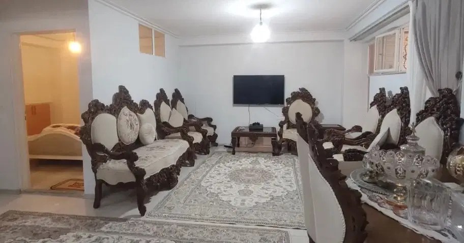 فروش واحد مسکونی دو خوابه با انباری و پارکینگ