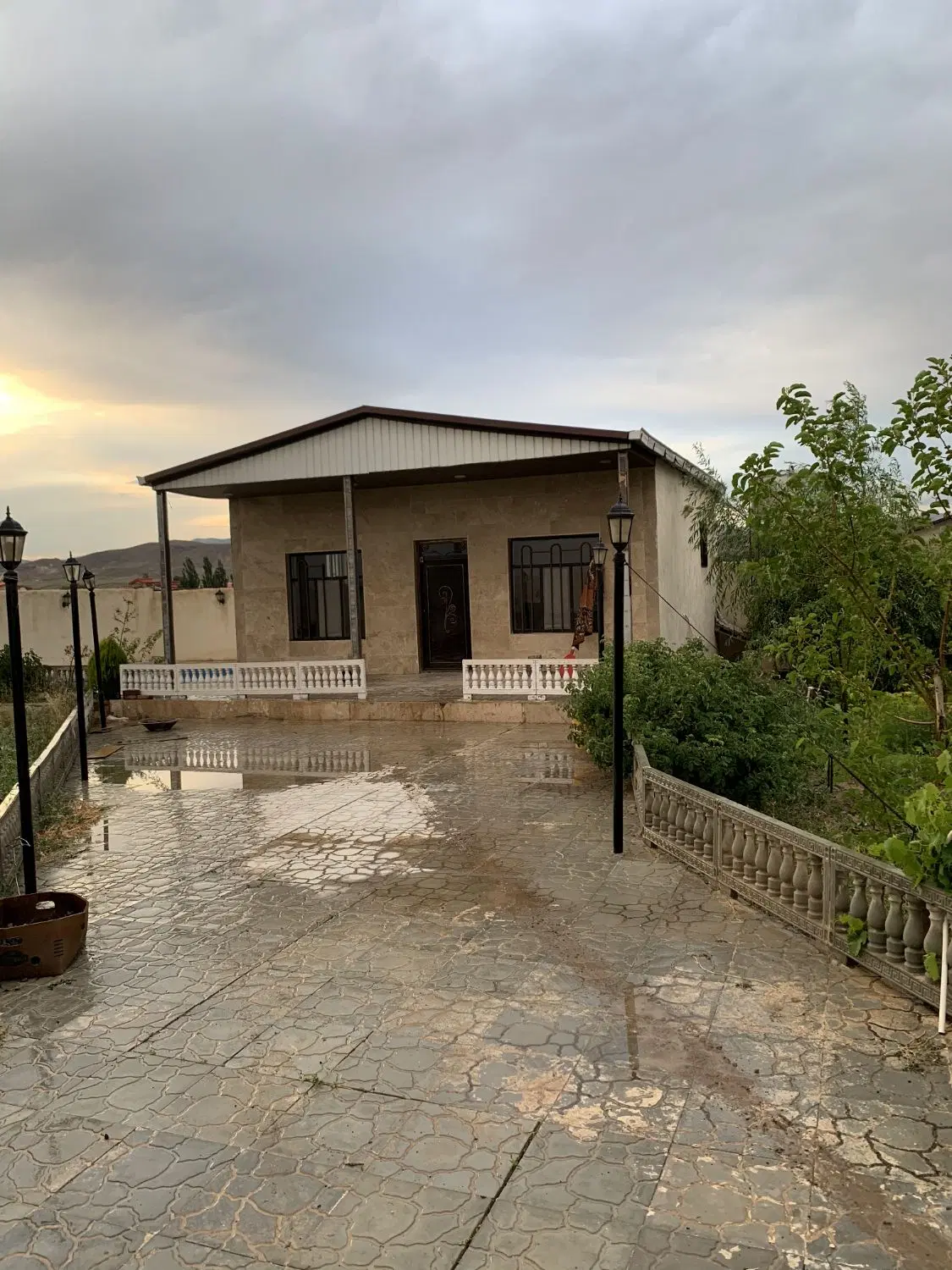 باغ ویلا داخل شهر