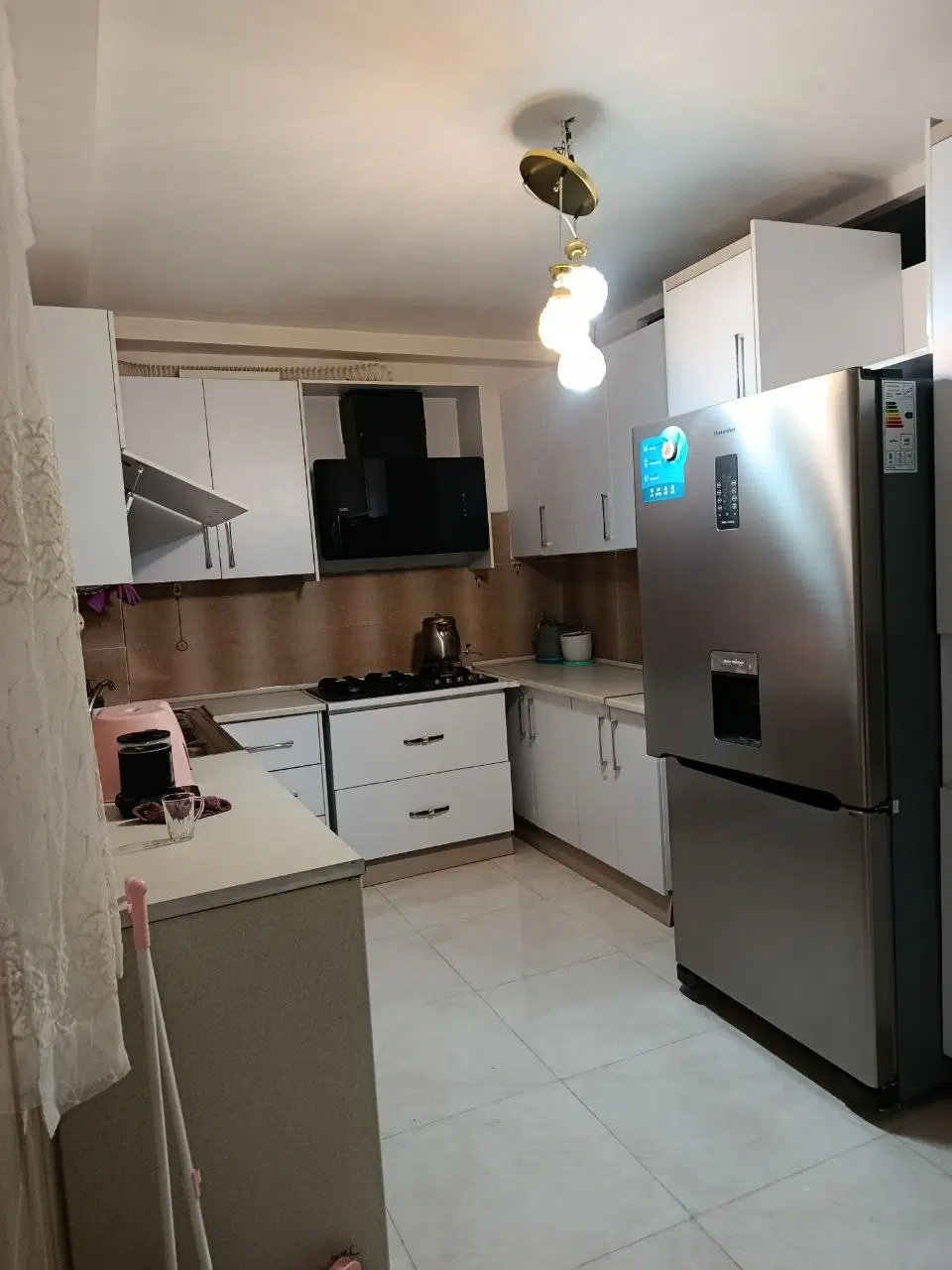 اجاره واحدطبقه همکف و حیاط دار در اقبال