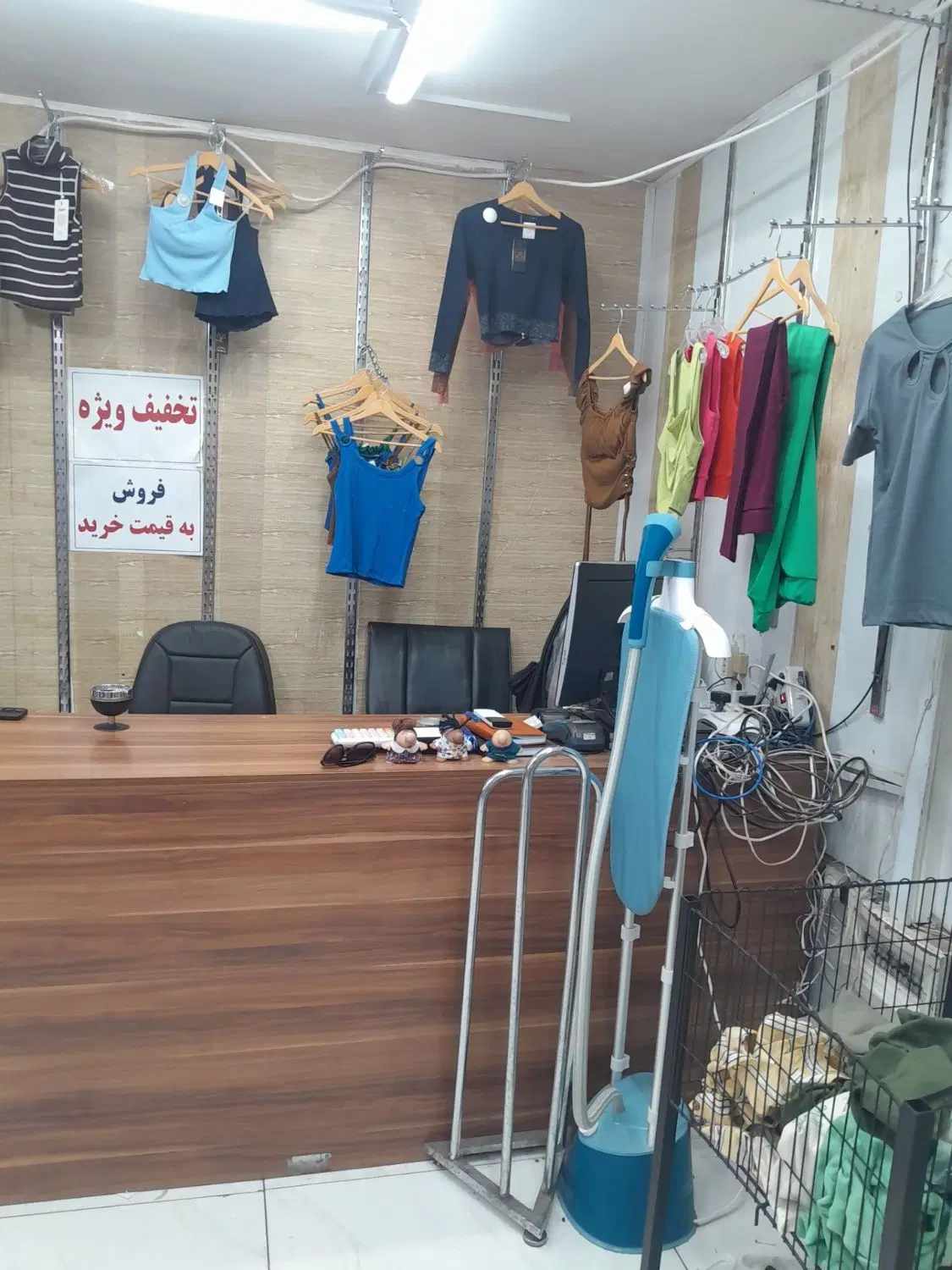 اجاره مغازه تجاری ۶۳ متری در سه‌راه خیام قزوین