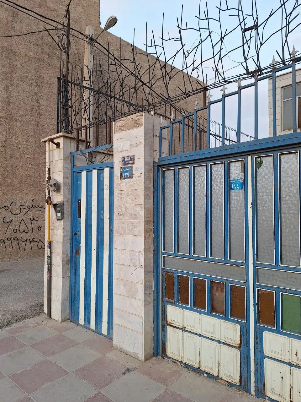 خانه باغی دربست در گلزار روبه روی کوشش رادیاتور