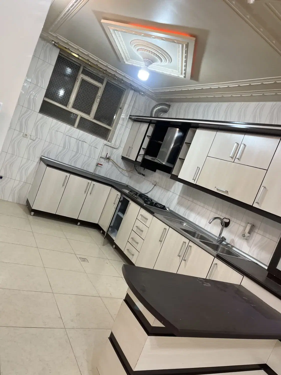 اجاره دفتر کار با ۲ اتاق