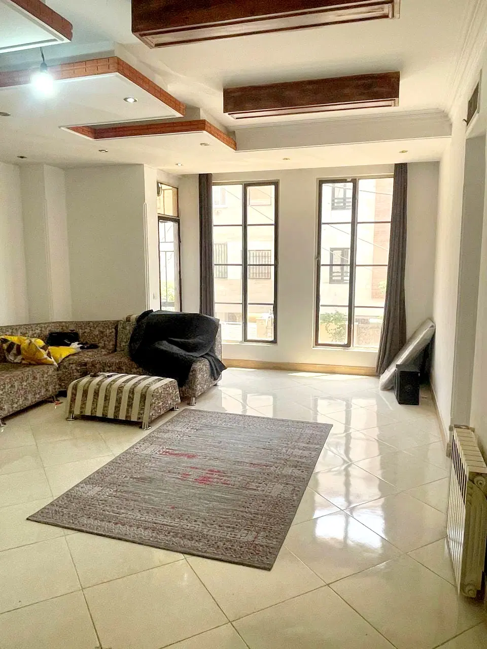 ۶۸متر کم واحدی با پارکینگ سندی_اندیشه