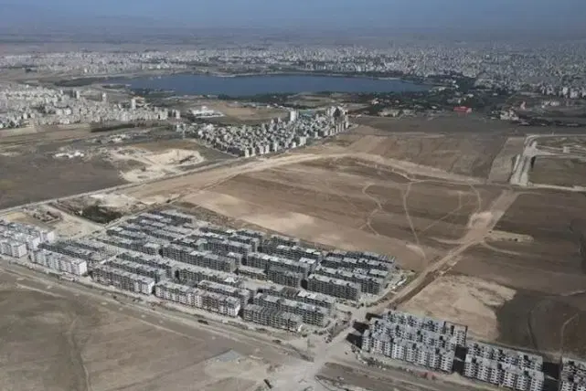 زمین ۴۰۰ متر سند تک برگ شهرک آسمان