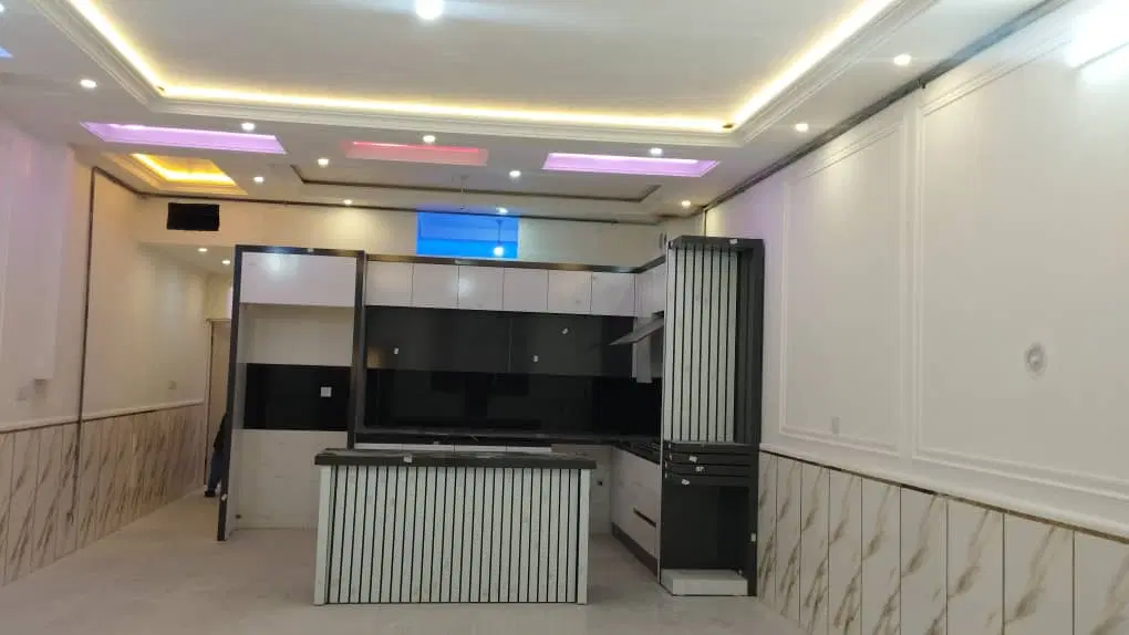 منزل دوطبقه در شهرک شهید با هنر