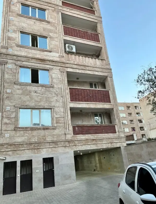 آپارتمان ۲۲ بهمن فرد _بدون دیوار مشترک کم واحد